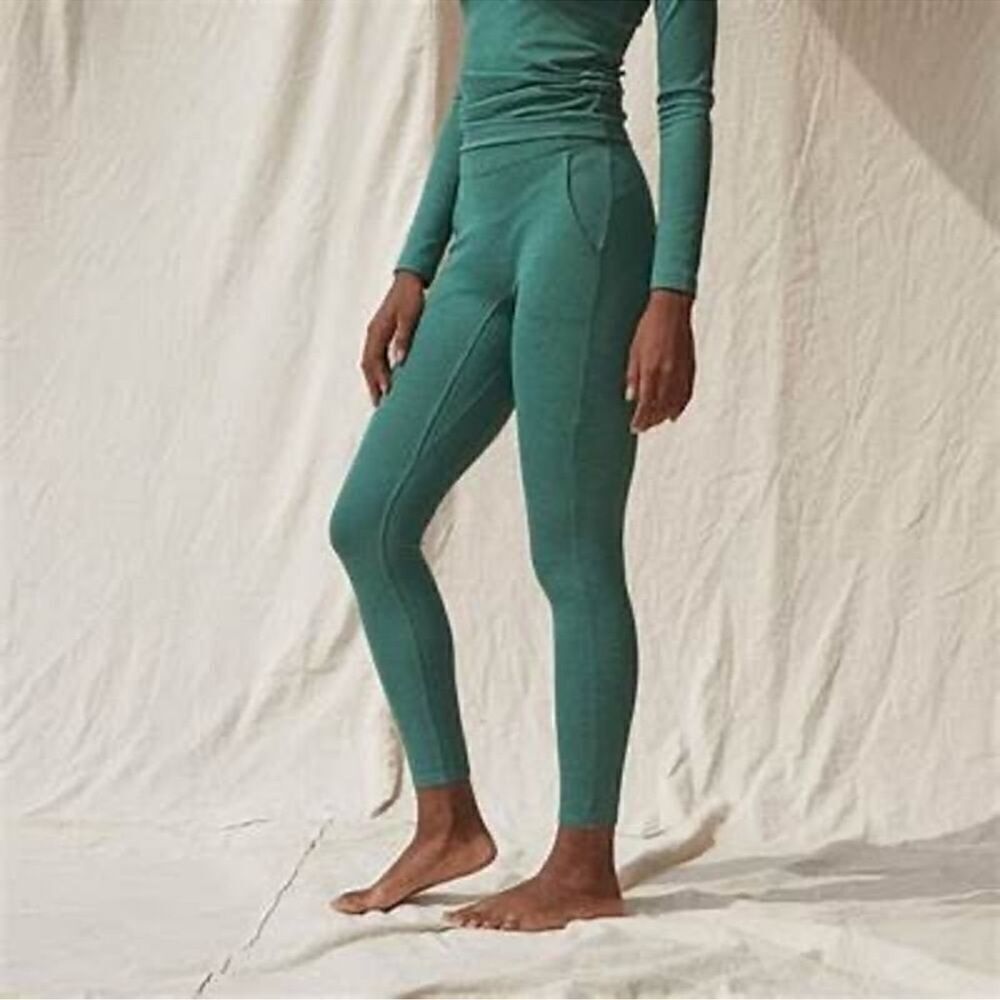 Lunya Restore Pocket Green Lounge Leggings Size XS Soft Cozy Luxury Pajama Pants
